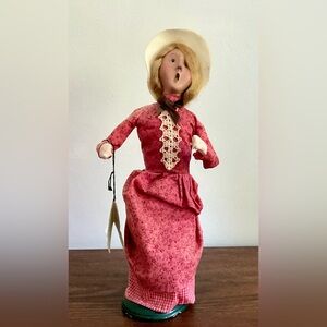 Byers Choice Cries of London Caroler